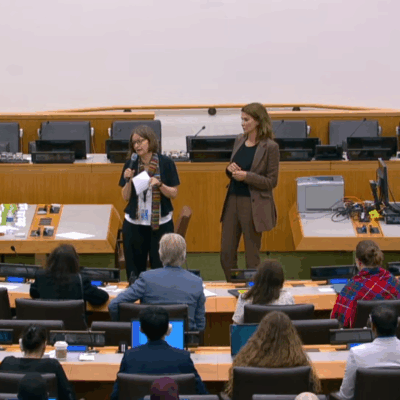 Dr. Marianne Beisheim und Dr. Anne Ellersiek beim Science Day